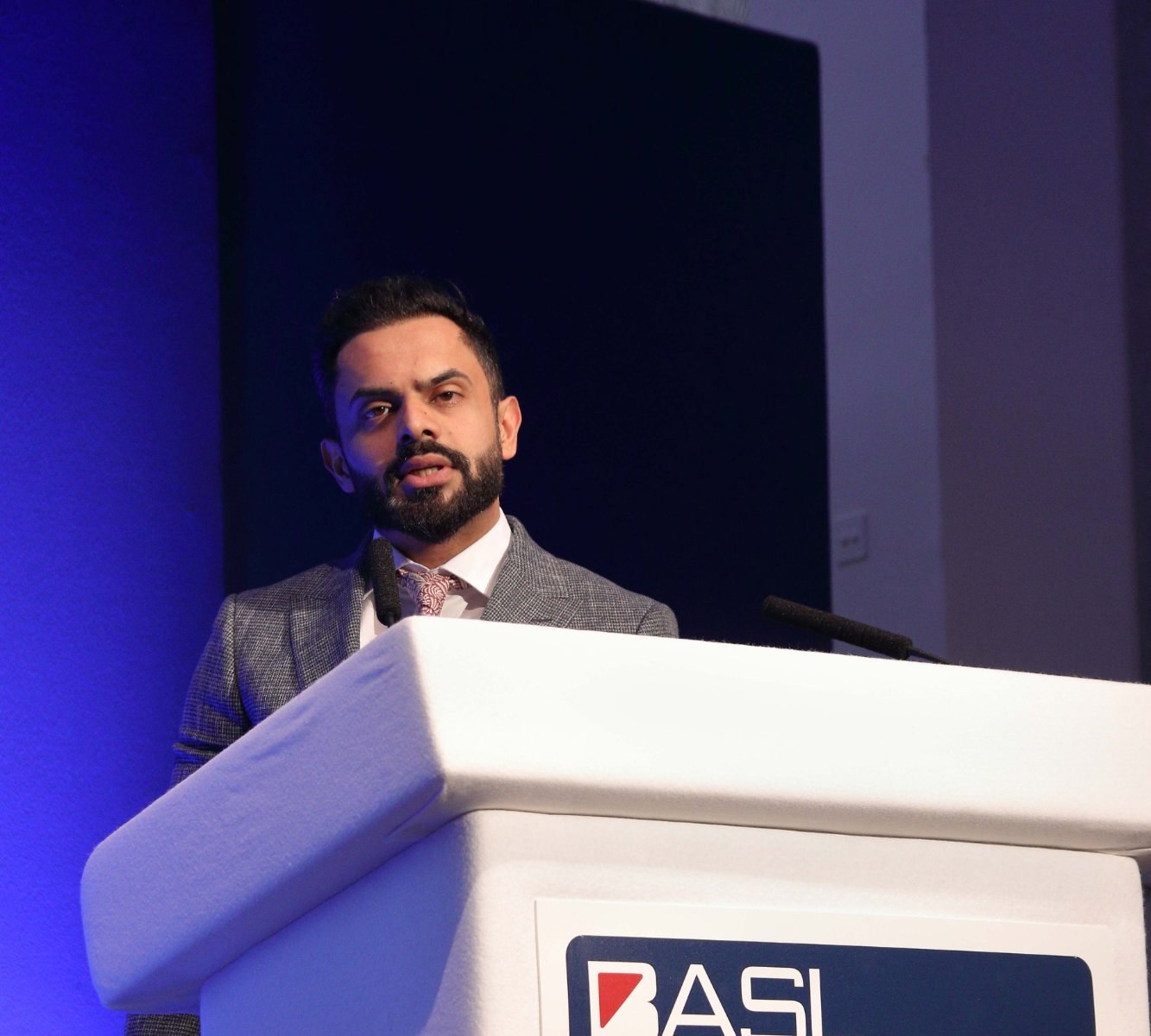 Dr Nadir Abbas presenting at BASL Annual Meeting